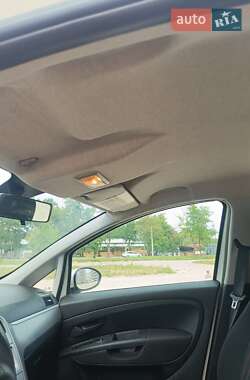 Хэтчбек Fiat Grande Punto 2012 в 