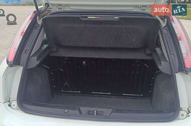 Хэтчбек Fiat Grande Punto 2012 в 