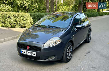 Хэтчбек Fiat Grande Punto 2009 в Киеве