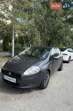 Хэтчбек Fiat Grande Punto 2009 в Киеве