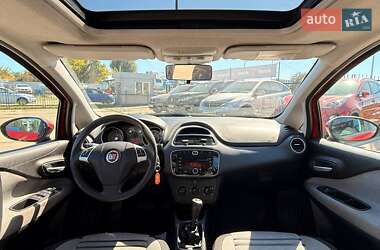 Хэтчбек Fiat Grande Punto 2011 в 