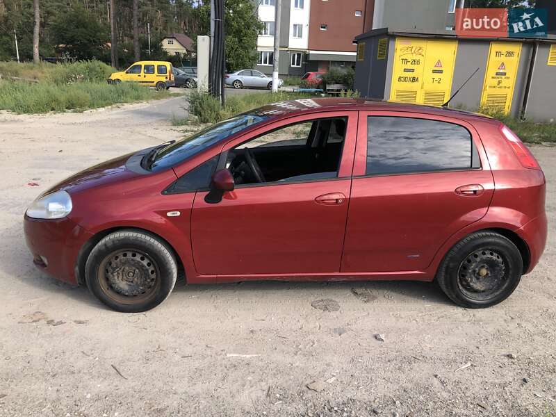 Хетчбек Fiat Grande Punto 2008 в Ірпені