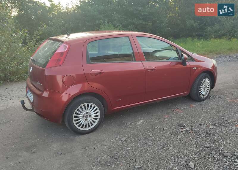 Хэтчбек Fiat Grande Punto 2008 в Романове