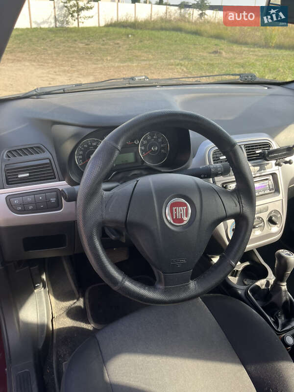 Хэтчбек Fiat Grande Punto 2012 в Киеве