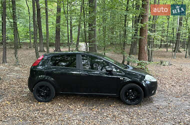 Хэтчбек Fiat Grande Punto 2008 в 