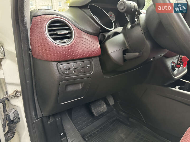 Хэтчбек Fiat Grande Punto 2011 в Днепре фото 23 Хэтчбек Fiat Grande Punto 2011 в Днепре