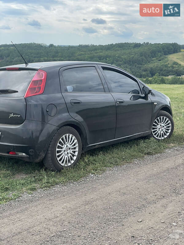 Хэтчбек Fiat Grande Punto 2009 в Харькове фото 20 Хэтчбек Fiat Grande Punto 2009 в Харькове