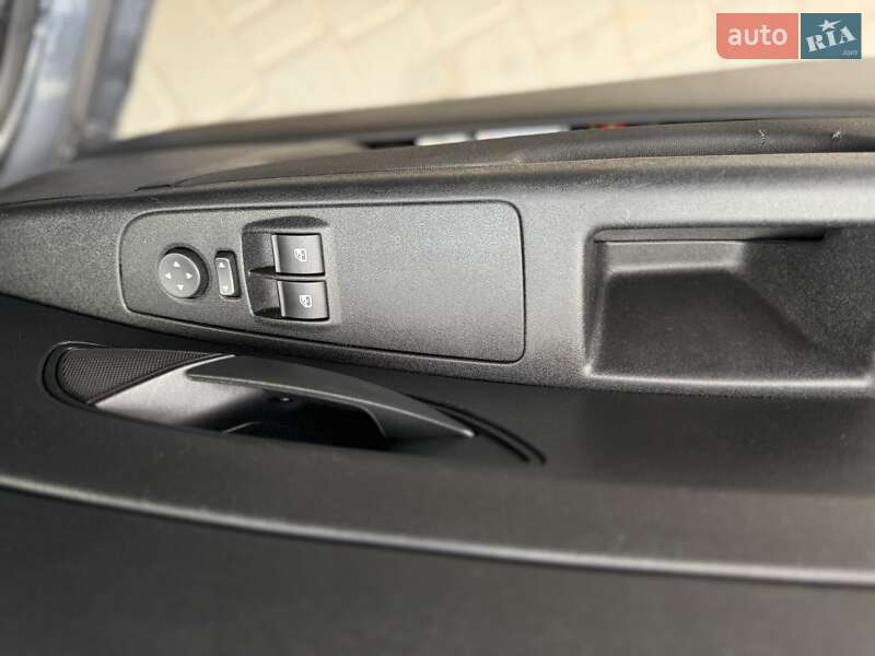 Хэтчбек Fiat Grande Punto 2013 в Одессе фото 19 Хэтчбек Fiat Grande Punto 2013 в Одессе