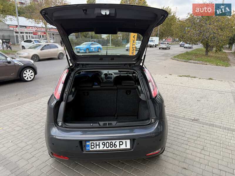 Хэтчбек Fiat Grande Punto 2013 в Одессе фото 24 Хэтчбек Fiat Grande Punto 2013 в Одессе