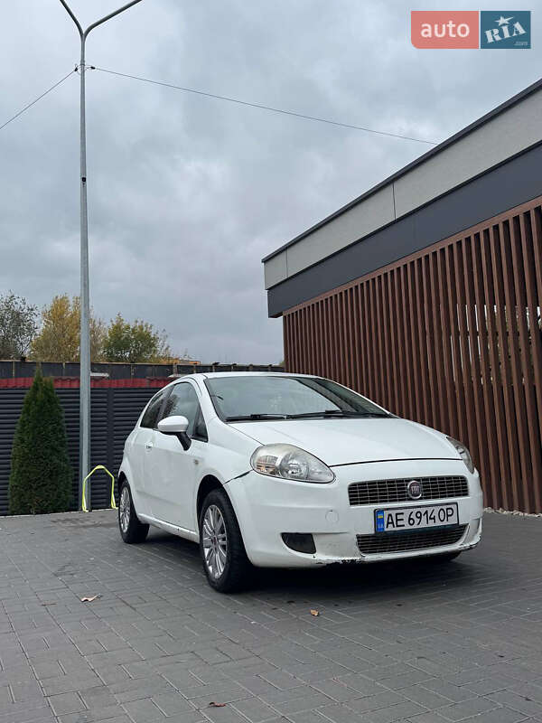 Хетчбек Fiat Grande Punto 2008 в Черкасах фото 2 Хетчбек Fiat Grande Punto 2008 в Черкасах