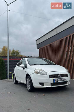Хетчбек Fiat Grande Punto 2008 в  фото 2 Хетчбек Fiat Grande Punto 2008 в