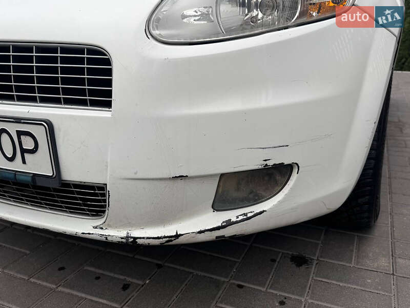 Хетчбек Fiat Grande Punto 2008 в Черкасах фото 18 Хетчбек Fiat Grande Punto 2008 в Черкасах