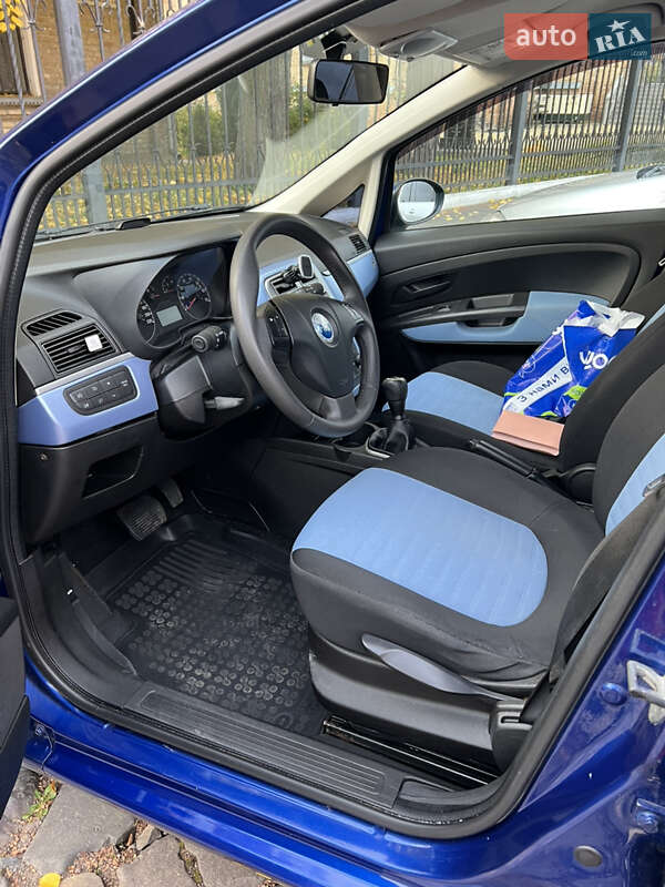 Хетчбек Fiat Grande Punto 2007 в Луцьку фото 17 Хетчбек Fiat Grande Punto 2007 в Луцьку