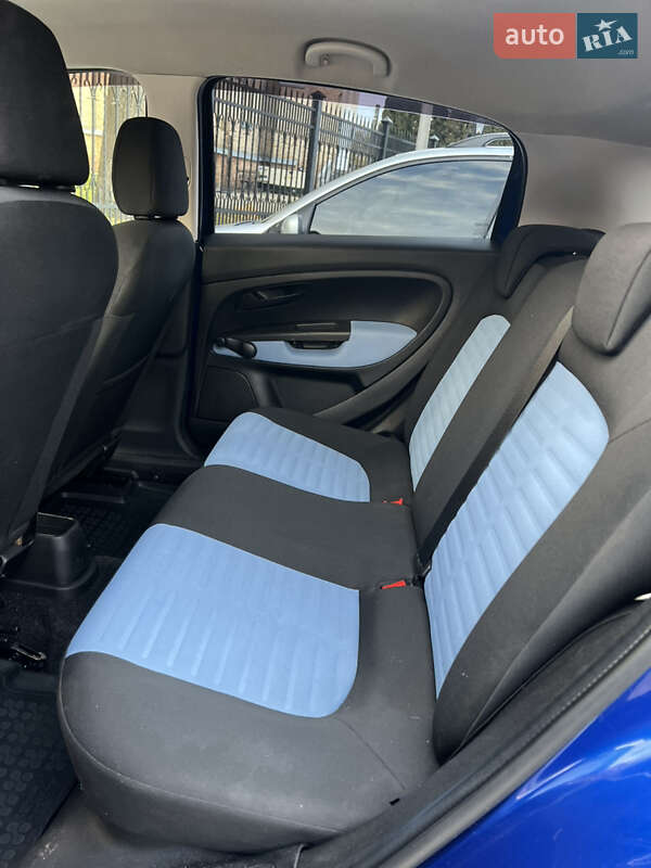 Хетчбек Fiat Grande Punto 2007 в Луцьку фото 22 Хетчбек Fiat Grande Punto 2007 в Луцьку