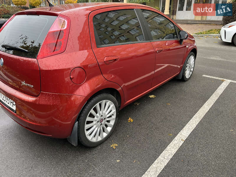 Хэтчбек Fiat Grande Punto 2007 в Софиевской Борщаговке