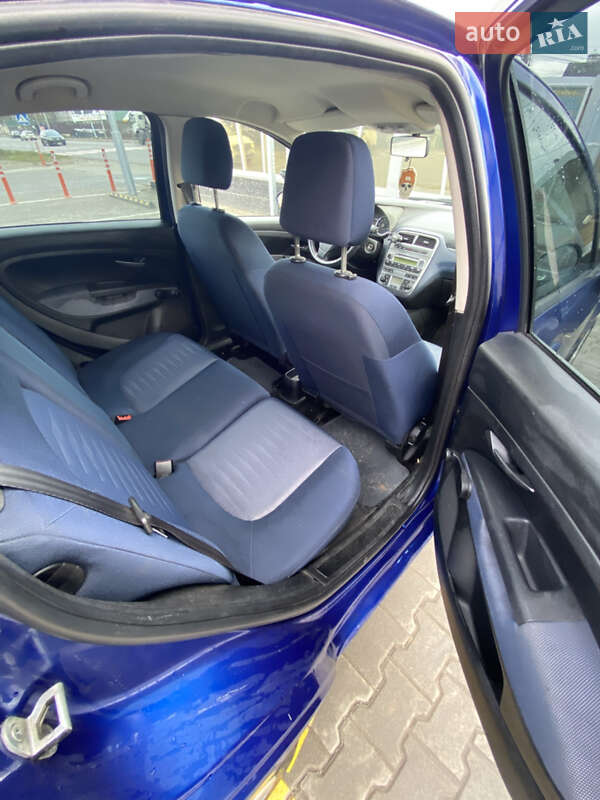 Хэтчбек Fiat Grande Punto 2009 в Киеве