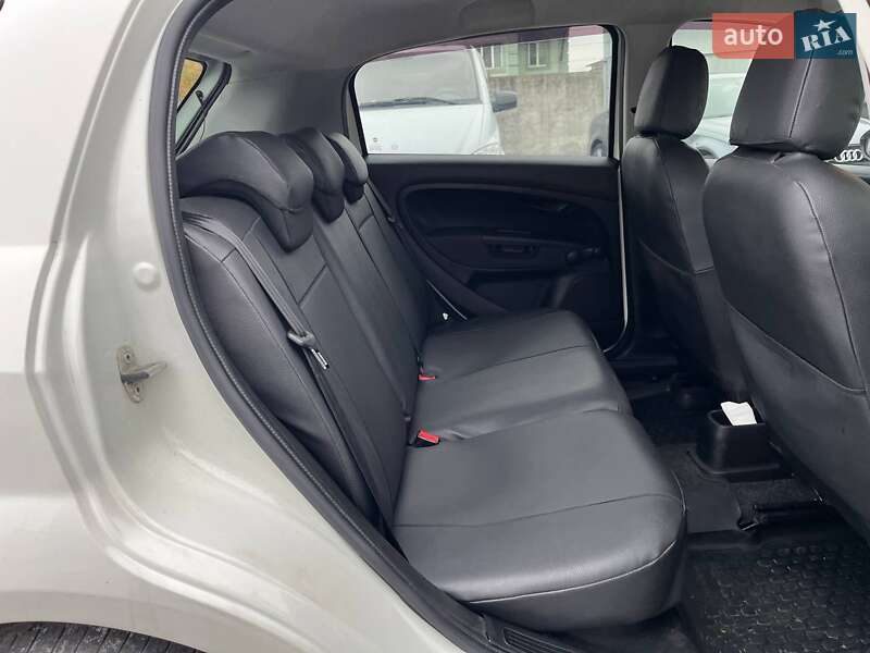 Хетчбек Fiat Grande Punto 2012 в Києві фото 10 Хетчбек Fiat Grande Punto 2012 в Києві