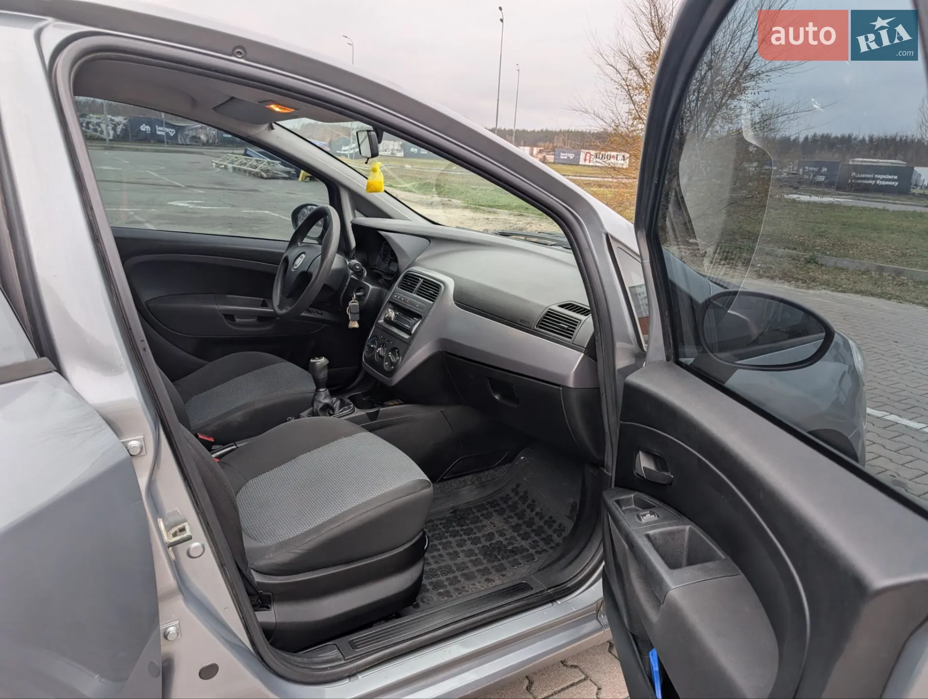 2011 Fiat Punto - мініатюра 3