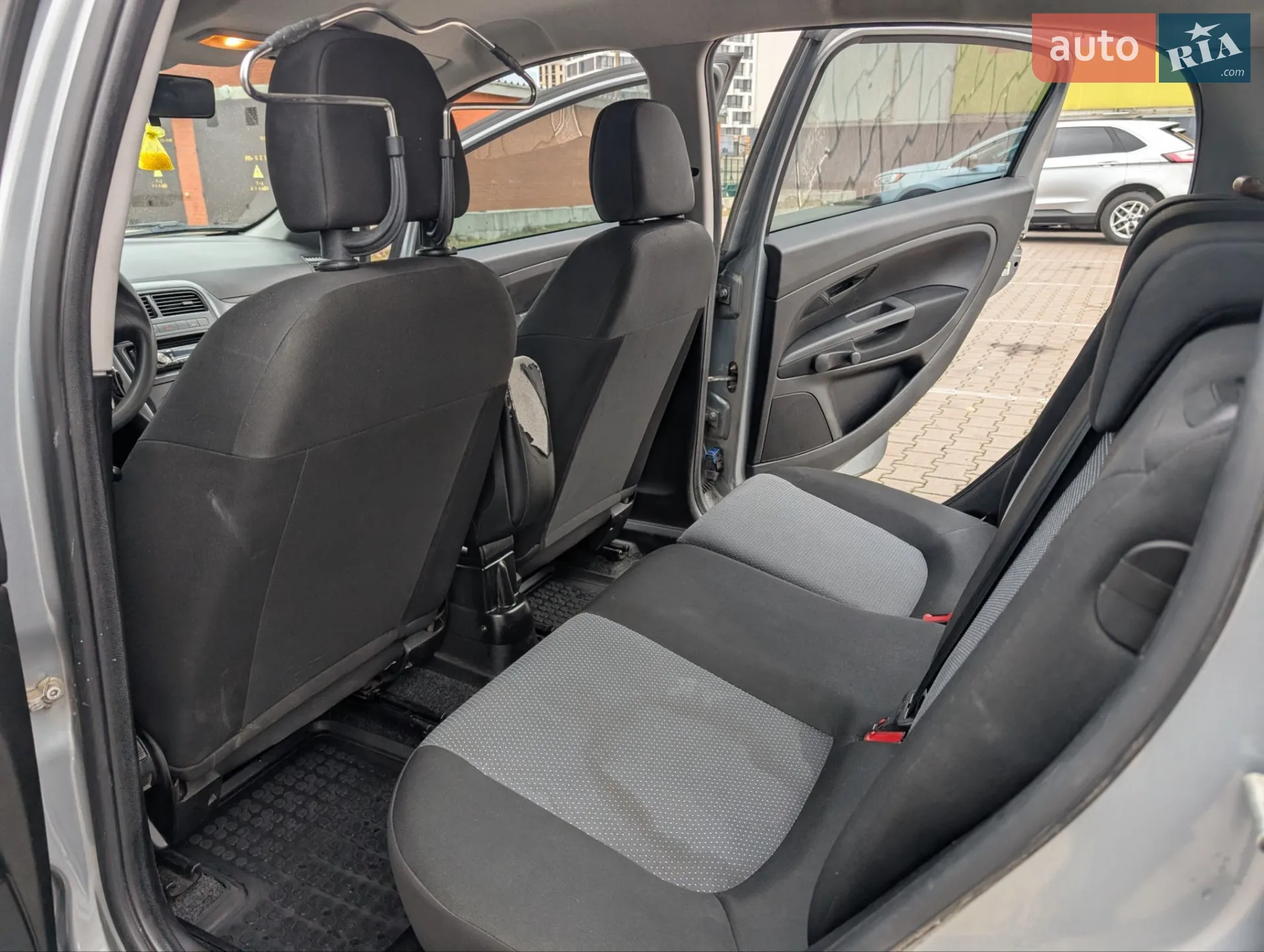 2011 Fiat Punto - мініатюра 8