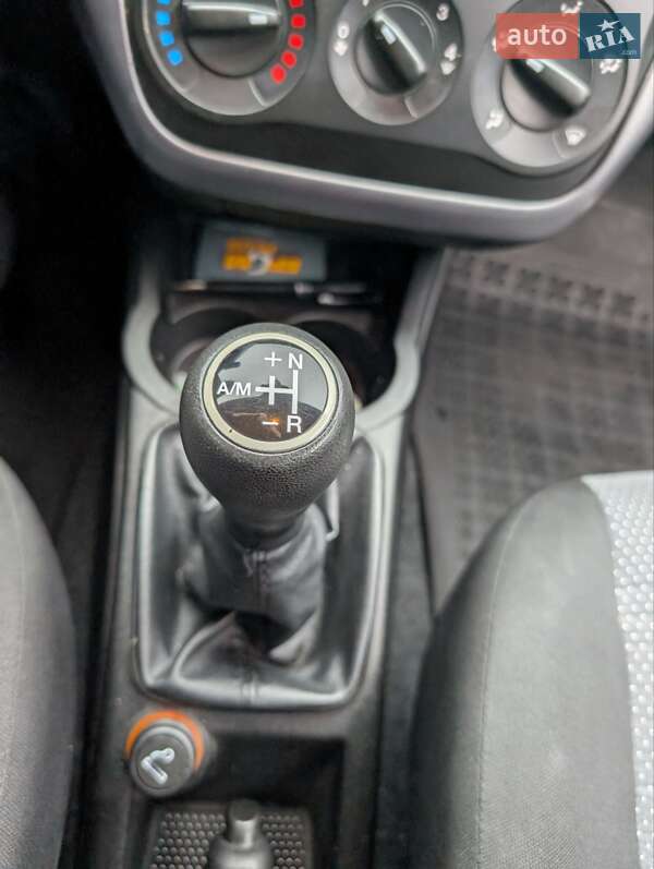 Хетчбек Fiat Grande Punto 2011 в Києві