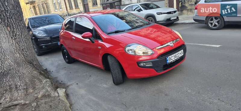 Хэтчбек Fiat Grande Punto 2011 в Львове
