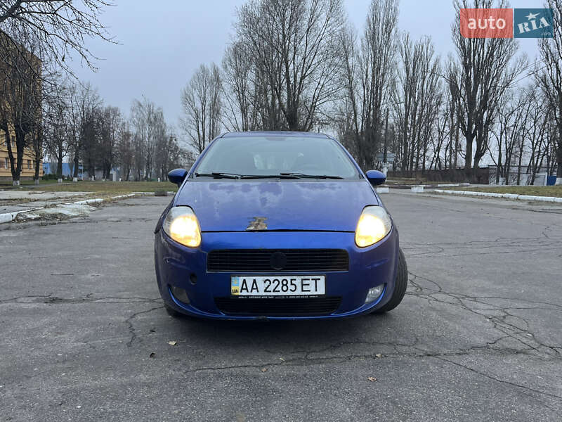 Хэтчбек Fiat Grande Punto 2007 в Киеве