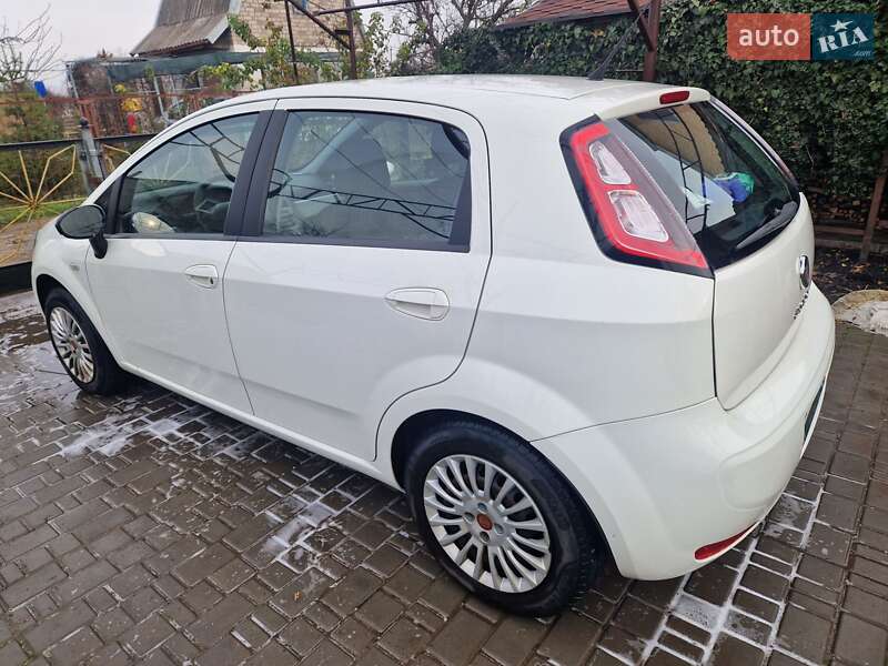 Хетчбек Fiat Grande Punto 2013 в Кривому Розі