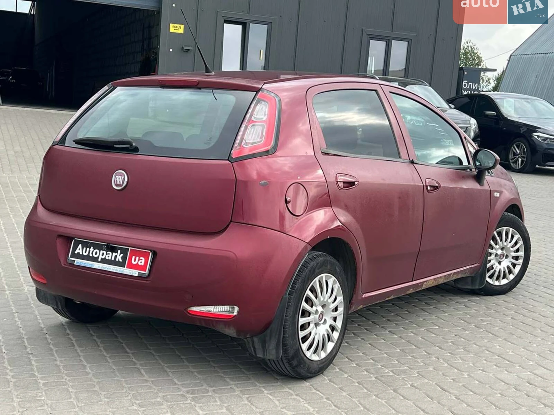 2012 Fiat Punto - мініатюра 8