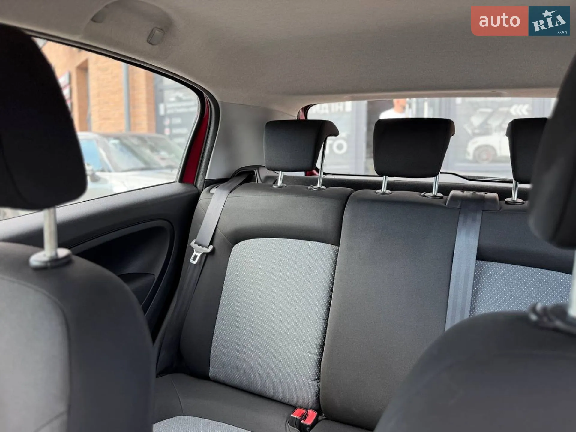 2010 Fiat Punto - мініатюра 13