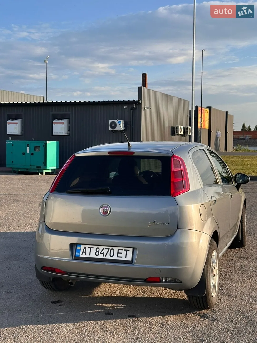 2010 Fiat Punto - мініатюра 3
