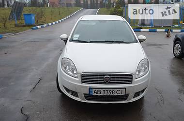 Седан Fiat Linea 2012 в 