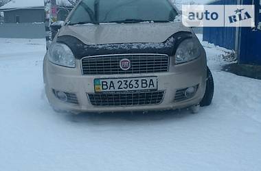 Седан Fiat Linea 2012 в Светловодске