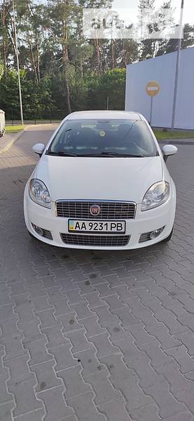 Седан Fiat Linea 2012 в Киеве