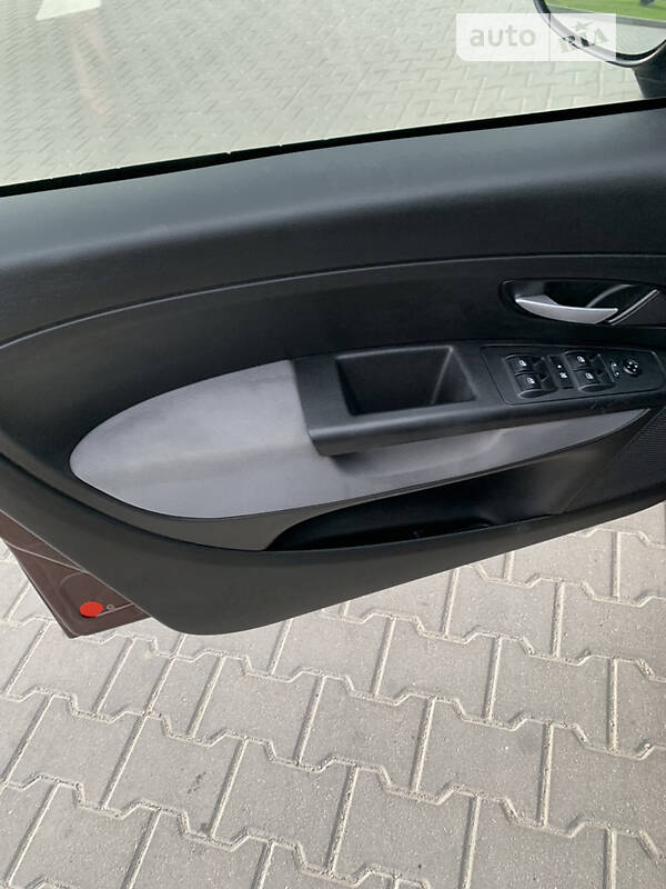Седан Fiat Linea 2012 в Тернополе