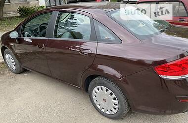 Седан Fiat Linea 2013 в 
