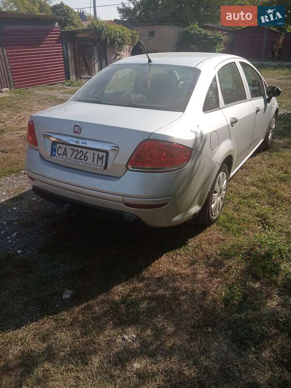 Седан Fiat Linea 2013 в Корсунь-Шевченківському
