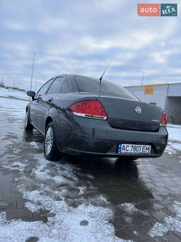 Седан Fiat Linea 2009 в Горохове