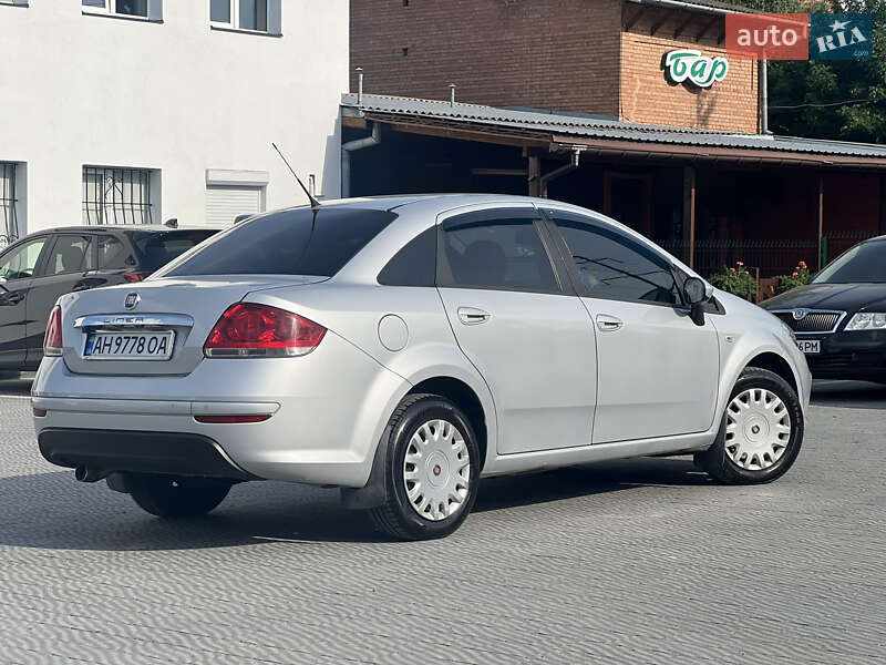Седан Fiat Linea 2013 в Львове
