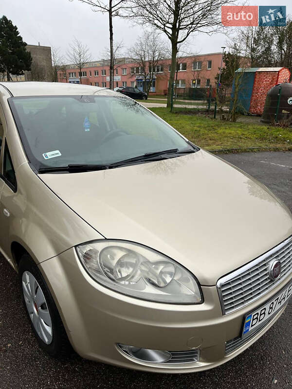 Седан Fiat Linea 2008 в Дрогобыче
