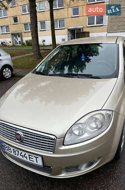 Седан Fiat Linea 2008 в 