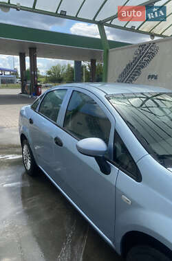 Седан Fiat Linea 2007 в 