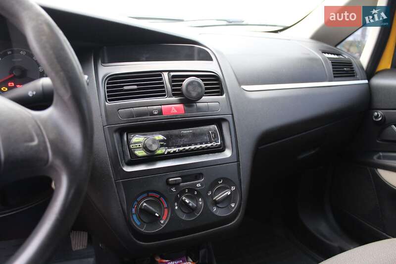 Седан Fiat Linea 2007 в Киеве