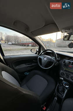 Седан Fiat Linea 2008 в Днепре