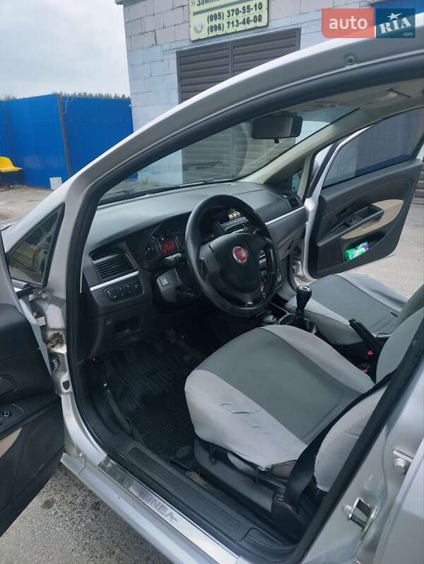 Седан Fiat Linea 2010 в Києві фото 7 Седан Fiat Linea 2010 в Києві