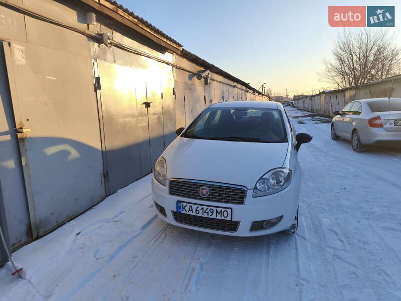 Седан Fiat Linea 2012 в Киеве