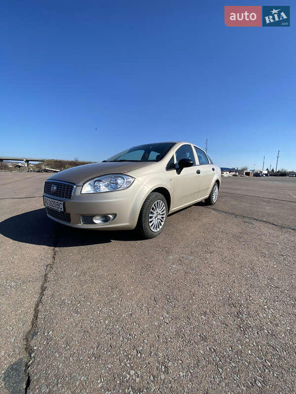 Fiat Linea 2012