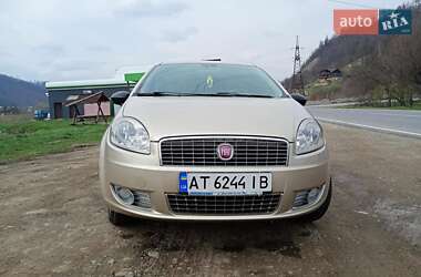 Седан Fiat Linea 2012 в 