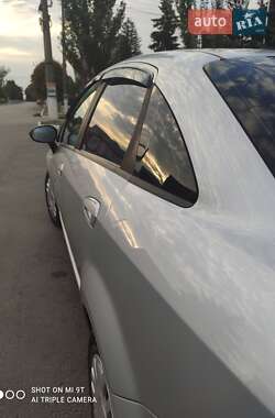 Седан Fiat Linea 2013 в 
