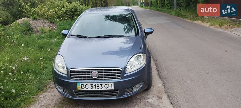Седан Fiat Linea 2009 в Львове