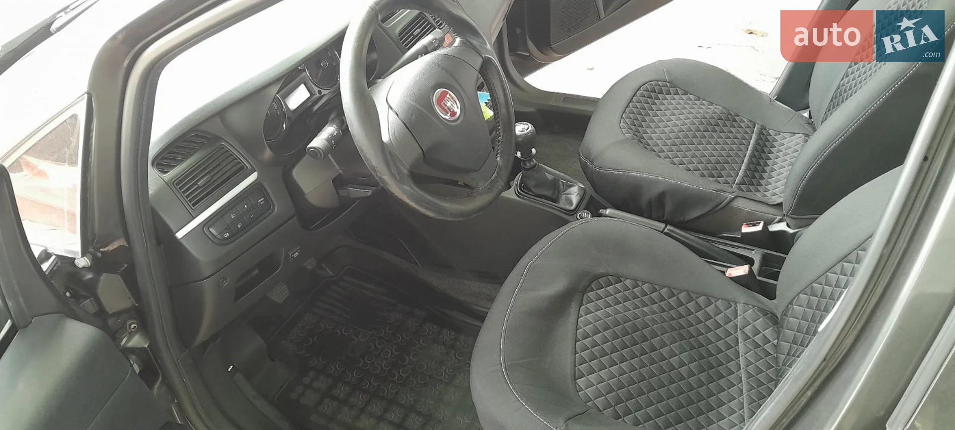 2012 Fiat Linea - мініатюра 20